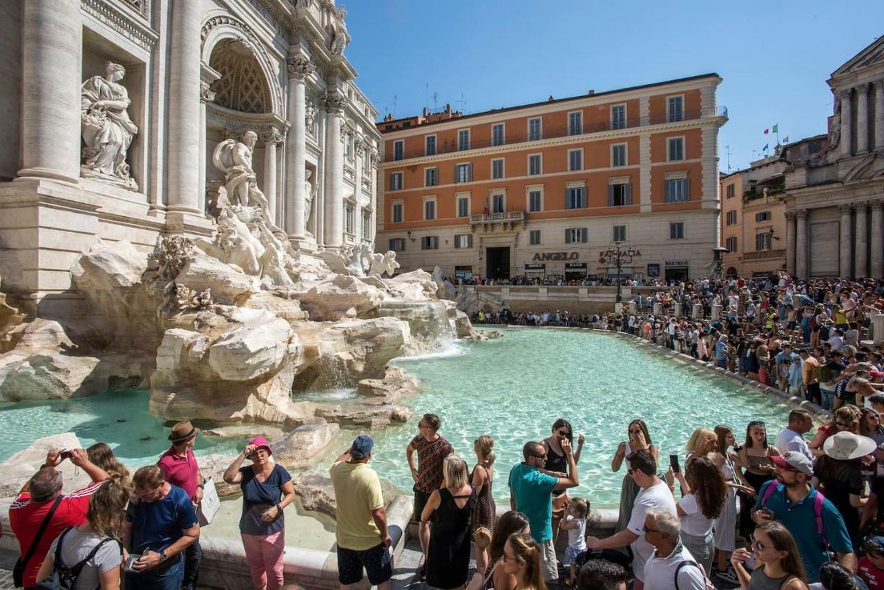 Appartamento La Finestra su Fontana di Trevi - Charming View Roma Esterno foto