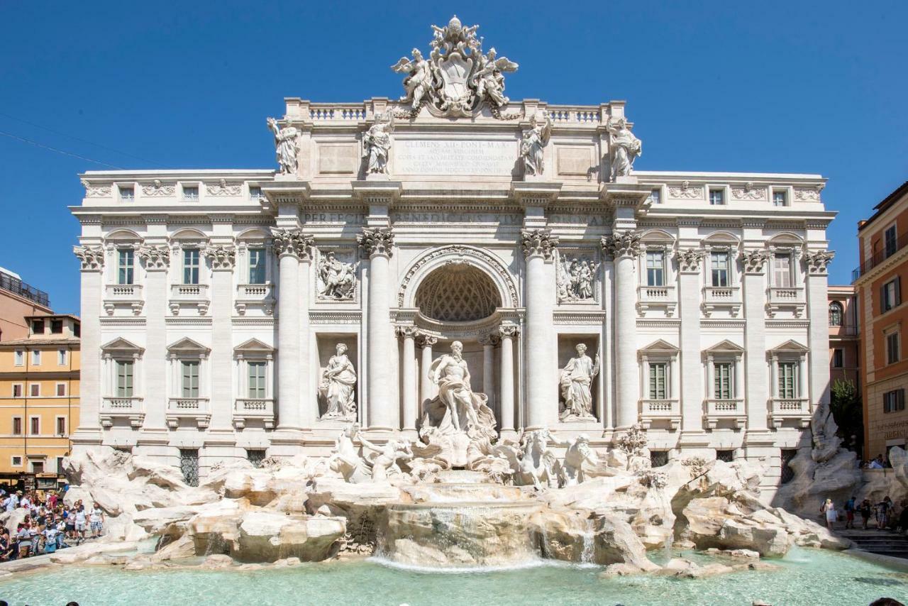 Appartamento La Finestra su Fontana di Trevi - Charming View Roma Esterno foto